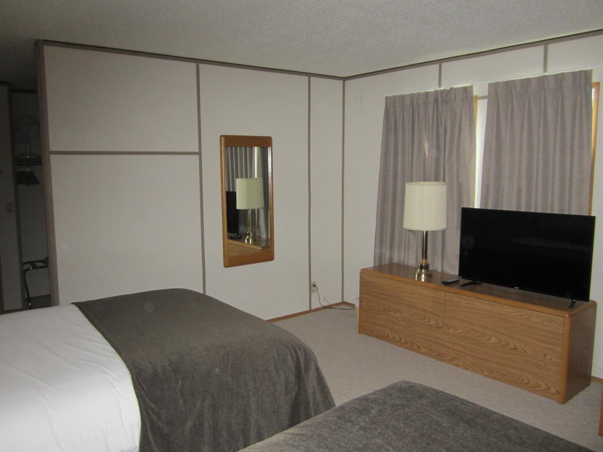 Triple J Hotel Dawson City Extérieur photo
