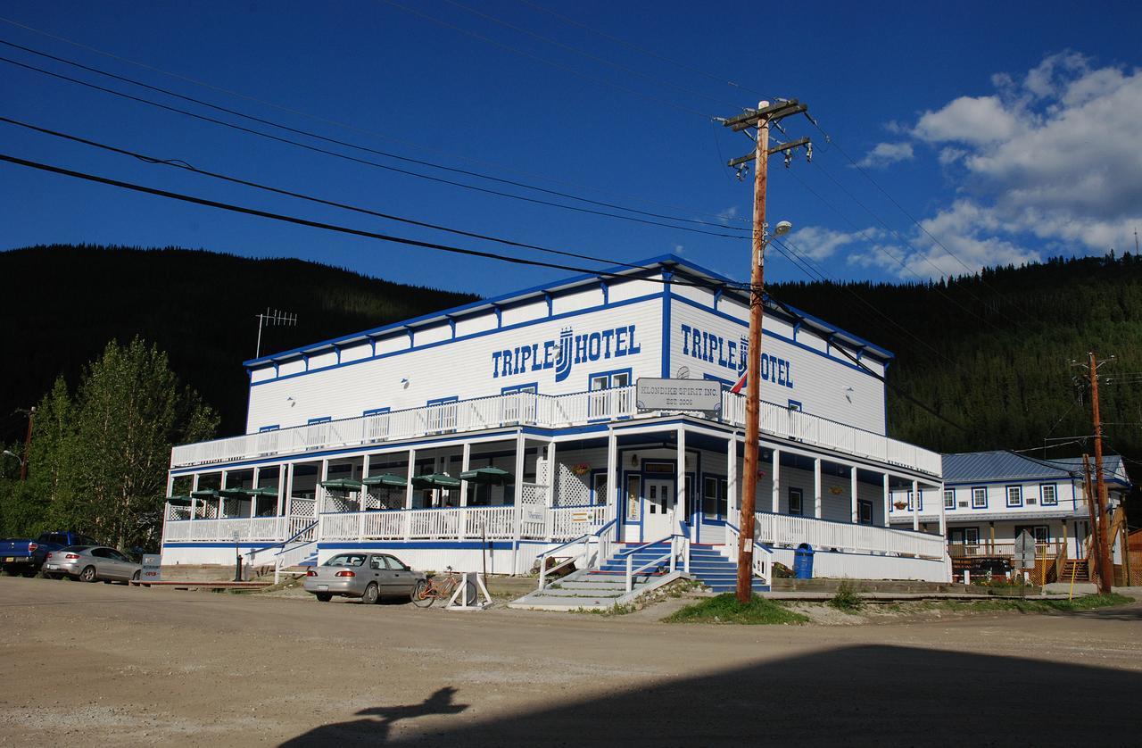 Triple J Hotel Dawson City Extérieur photo