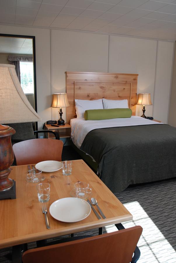 Triple J Hotel Dawson City Extérieur photo